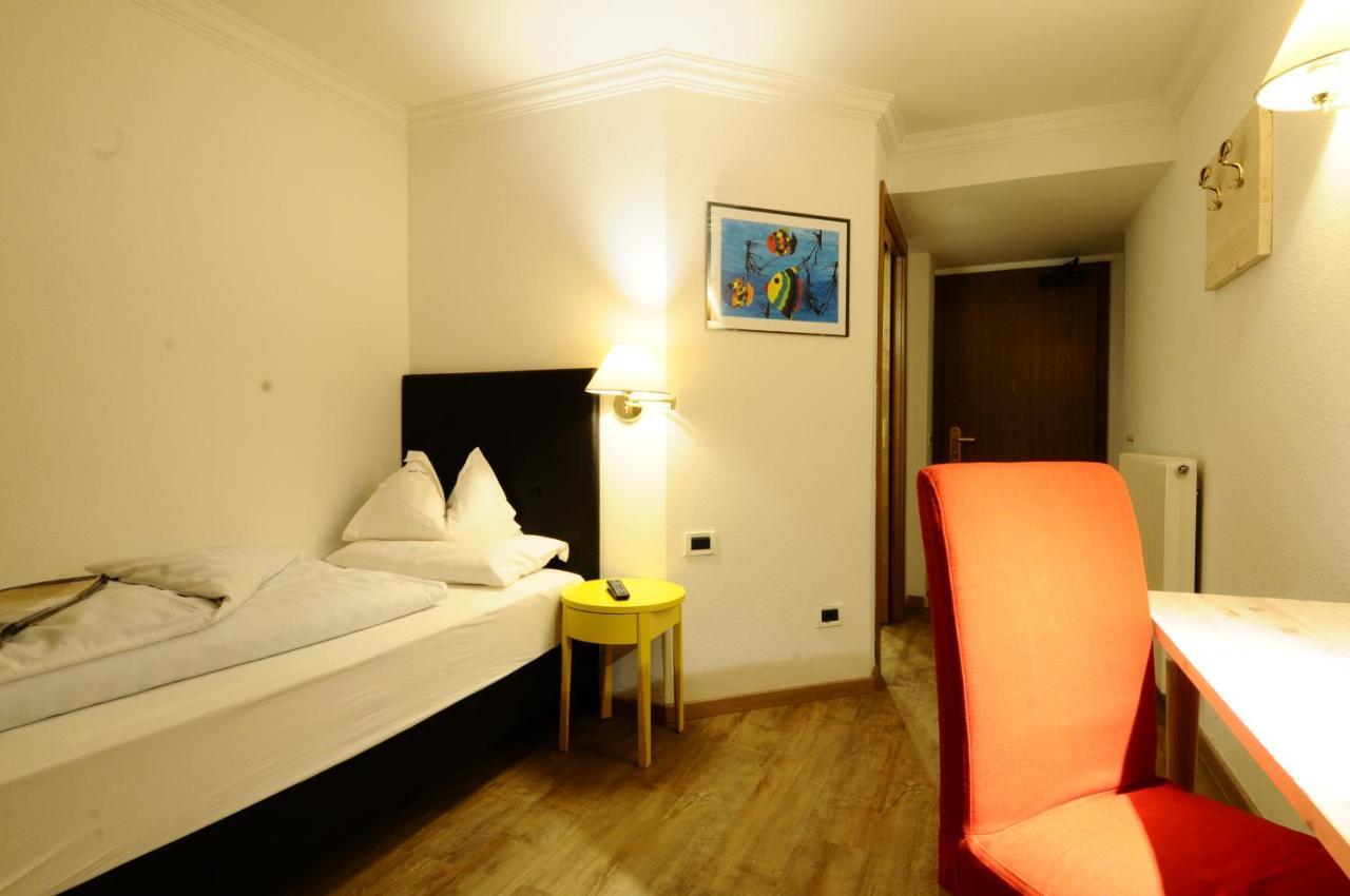 Hotel Italia Corvara In Badia Exterior photo